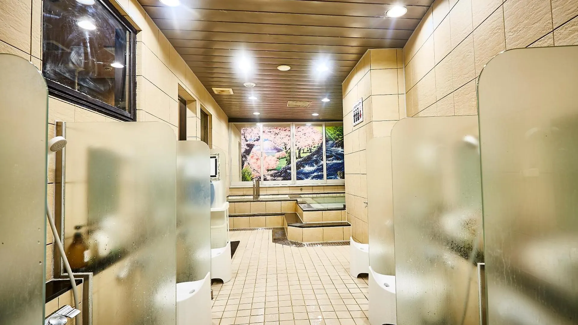 Capsule hotel Anshin Oyado Shinbashi Ekimaeten Tokyo