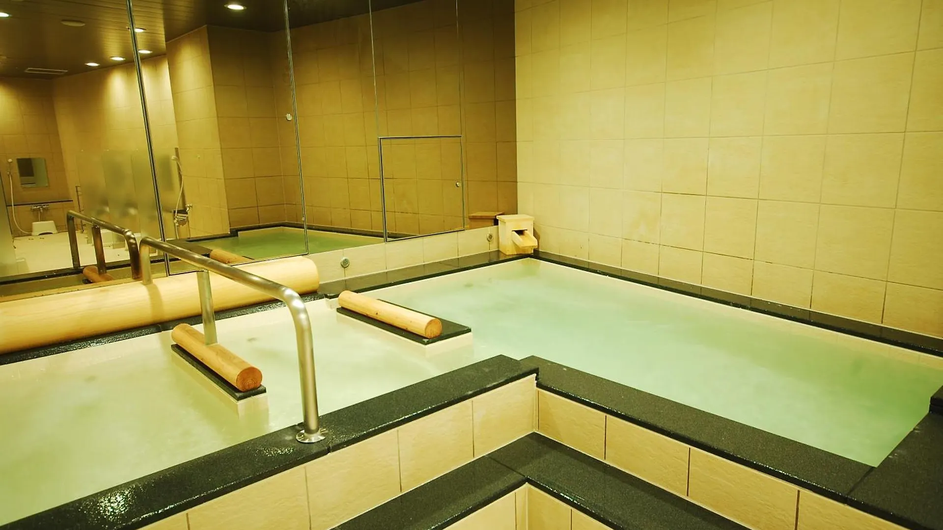 Hotel Anshin Oyado Ginza Shimbashi Station - For Men Tokyo 0*,
